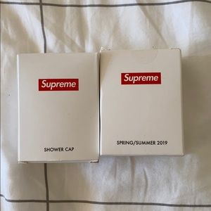 Supreme Shower Cap SS2019